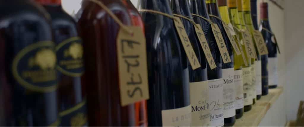 pull the corck cover